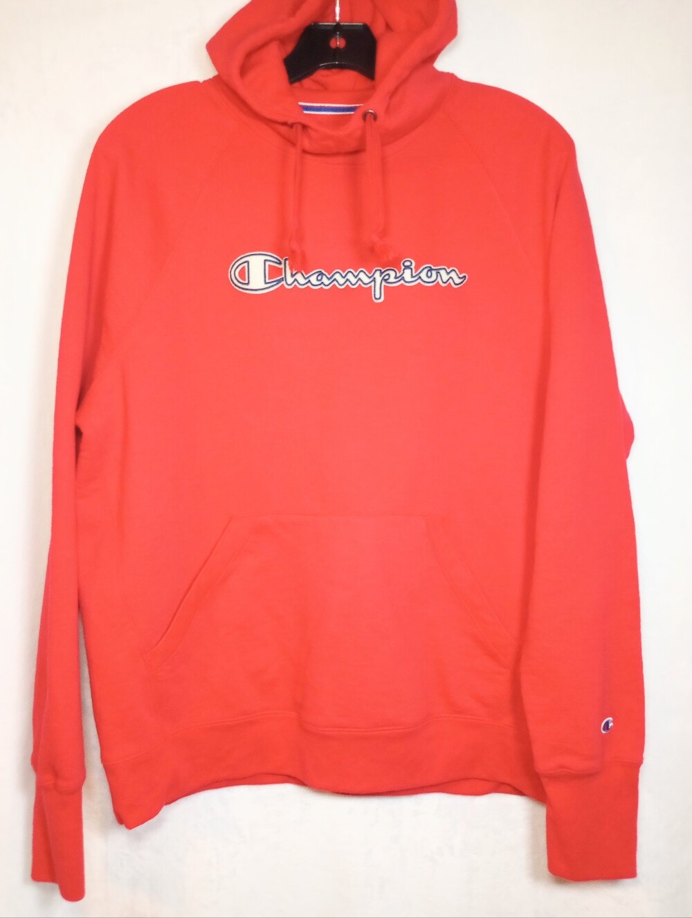 Champion Embroidered Logo Hoodie Athletic Hooded Sweater Pouch Pocket Activewear